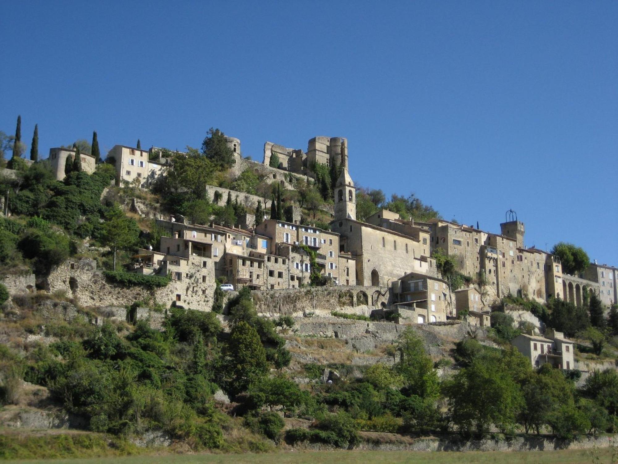 Appartement A Beautiful 2 Persons In A Chateau With Swimming Pool *